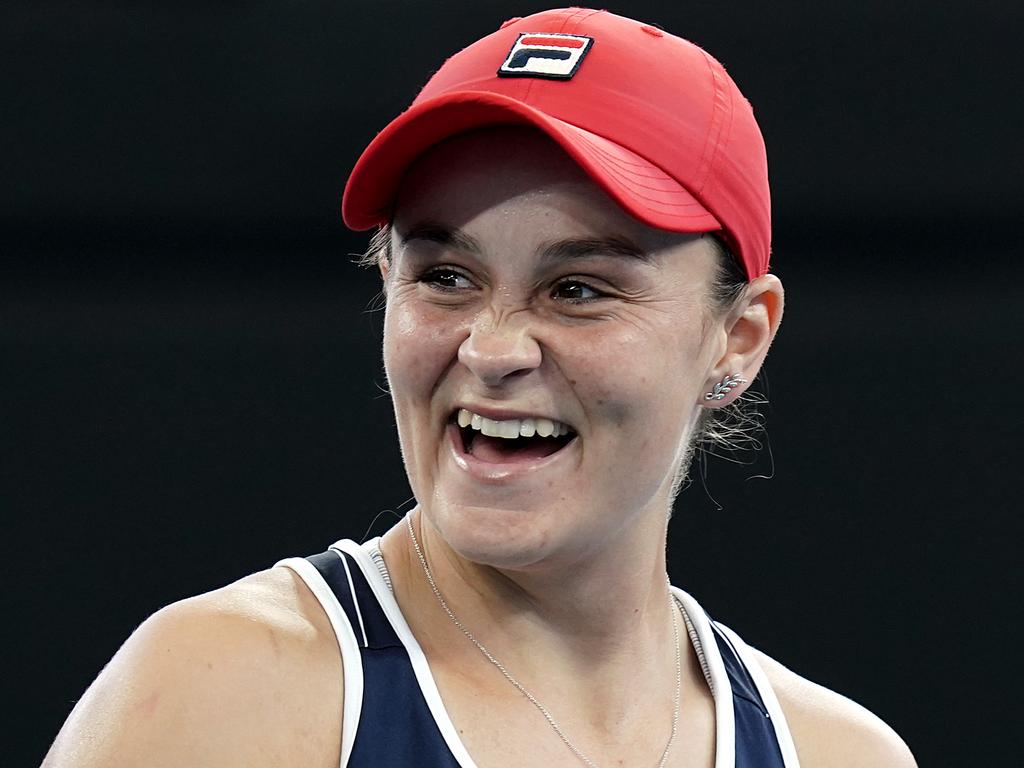 Tennis 2020: Ash Barty’s answers reporters phone, responds to Federer