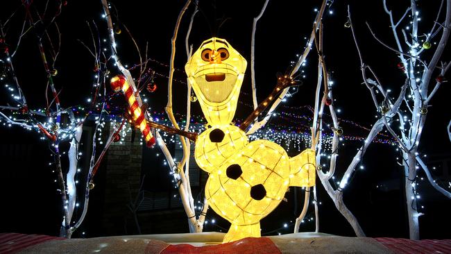 Christmas Light displays on Forest Oak Drive, Upper Coomera Photo: David Clark