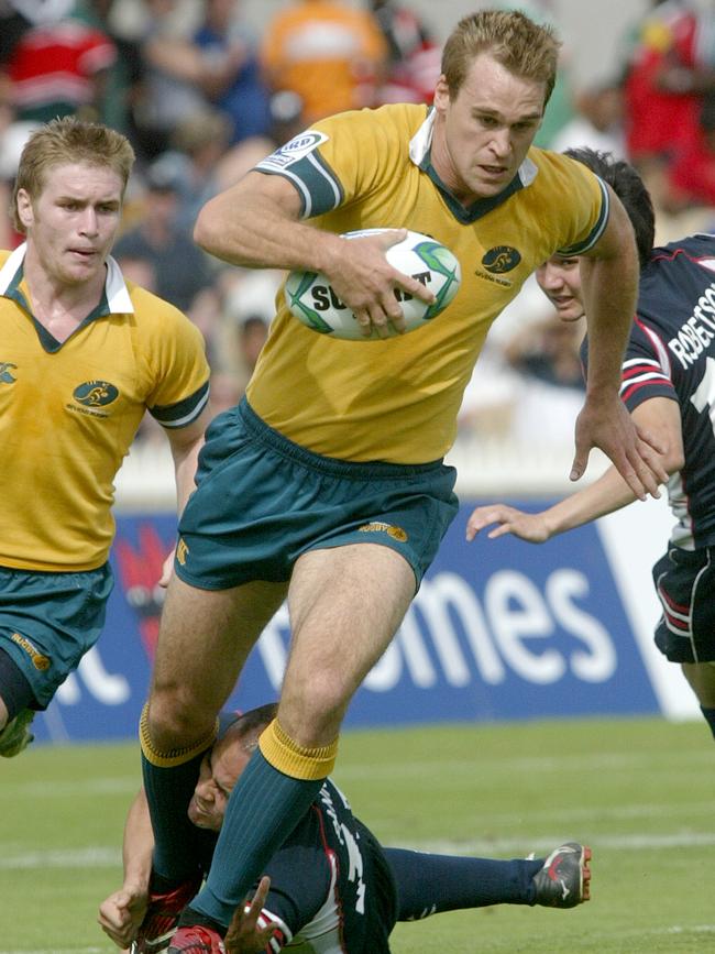 Milton playing rugby union for Australia.