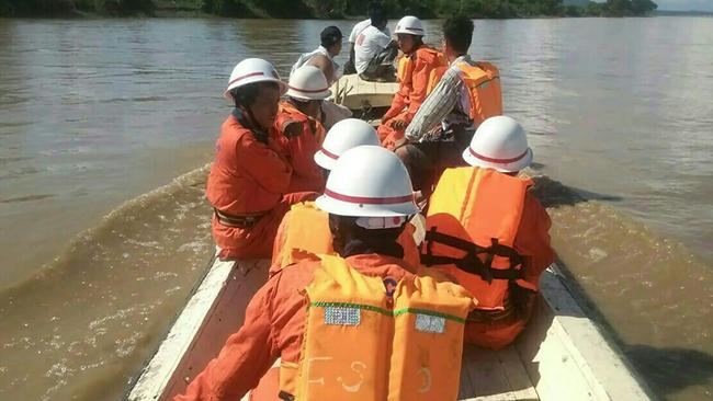 Rescuers search for survivors on the Chindwin River after a ferry capsized near Monywa city in Sagaing region. Picture: AFP