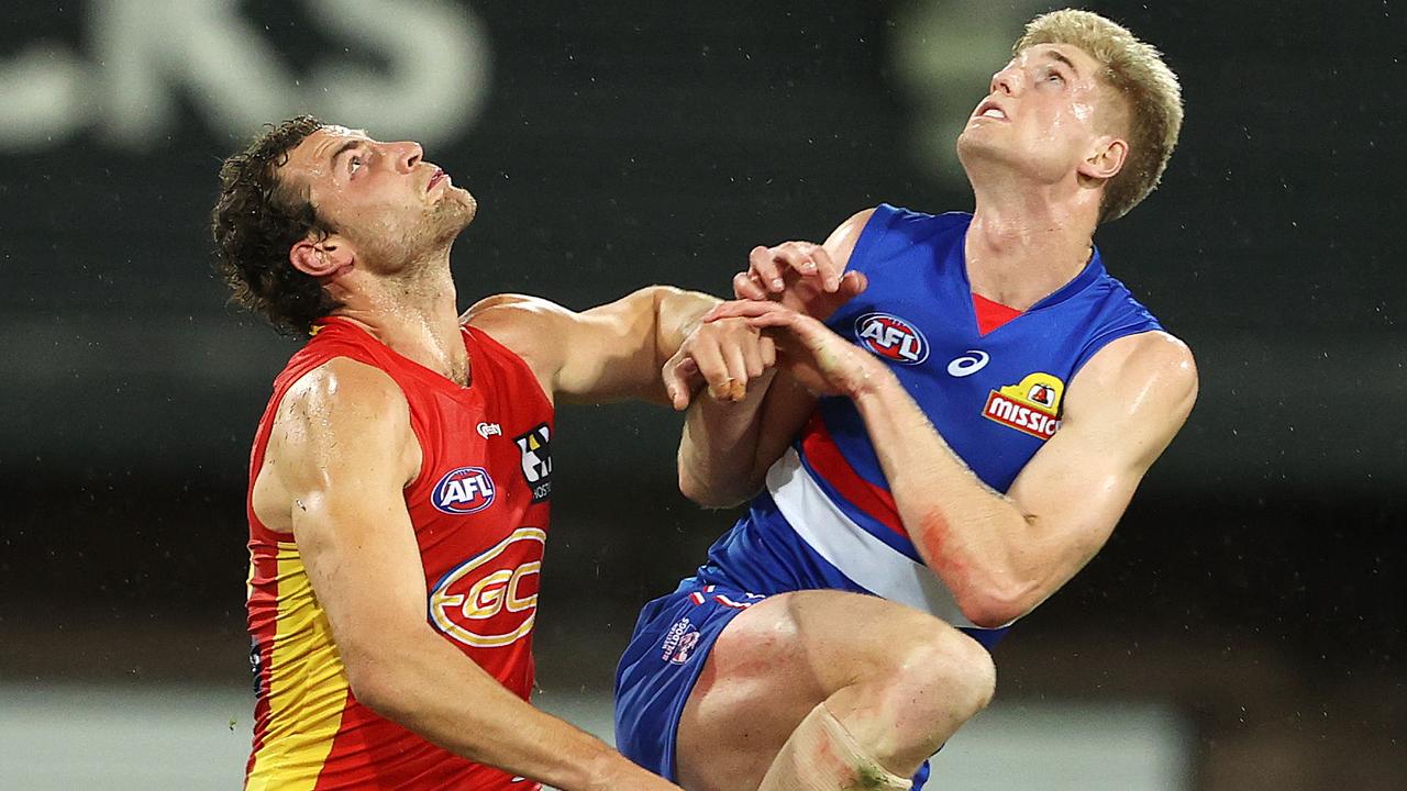 Afl 2020 Western Bulldogs Hold On For Ugly Win Against Gold Coast Herald Sun