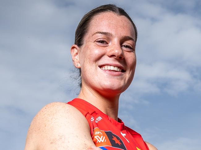 Melbourne and Essendon AFLW players Maeve Chaplin and Maddi Gay. Picture: Jake Nowakowski