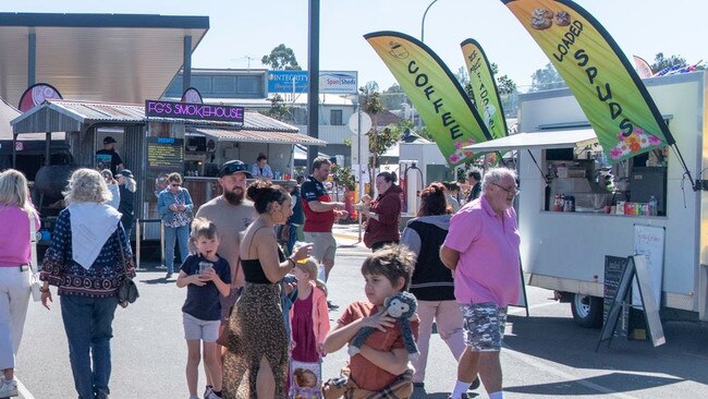 Crowds at the Kingaroy BaconFest 2023.