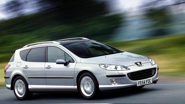 Peugeot 407.