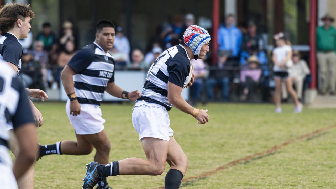 Christian Porreca of Met East against Sunshine Coast.