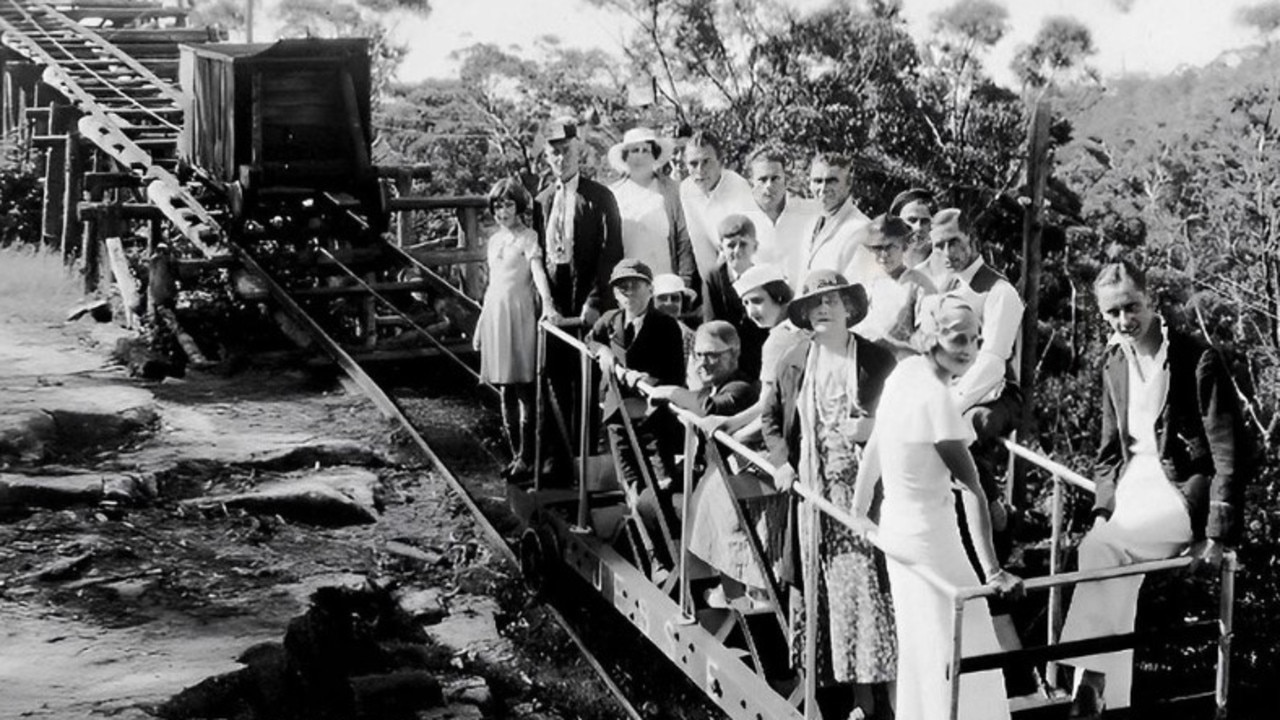 Passengers prepare to descend into the valley in 1933. Picture: Instagram / @scenicworld_aus