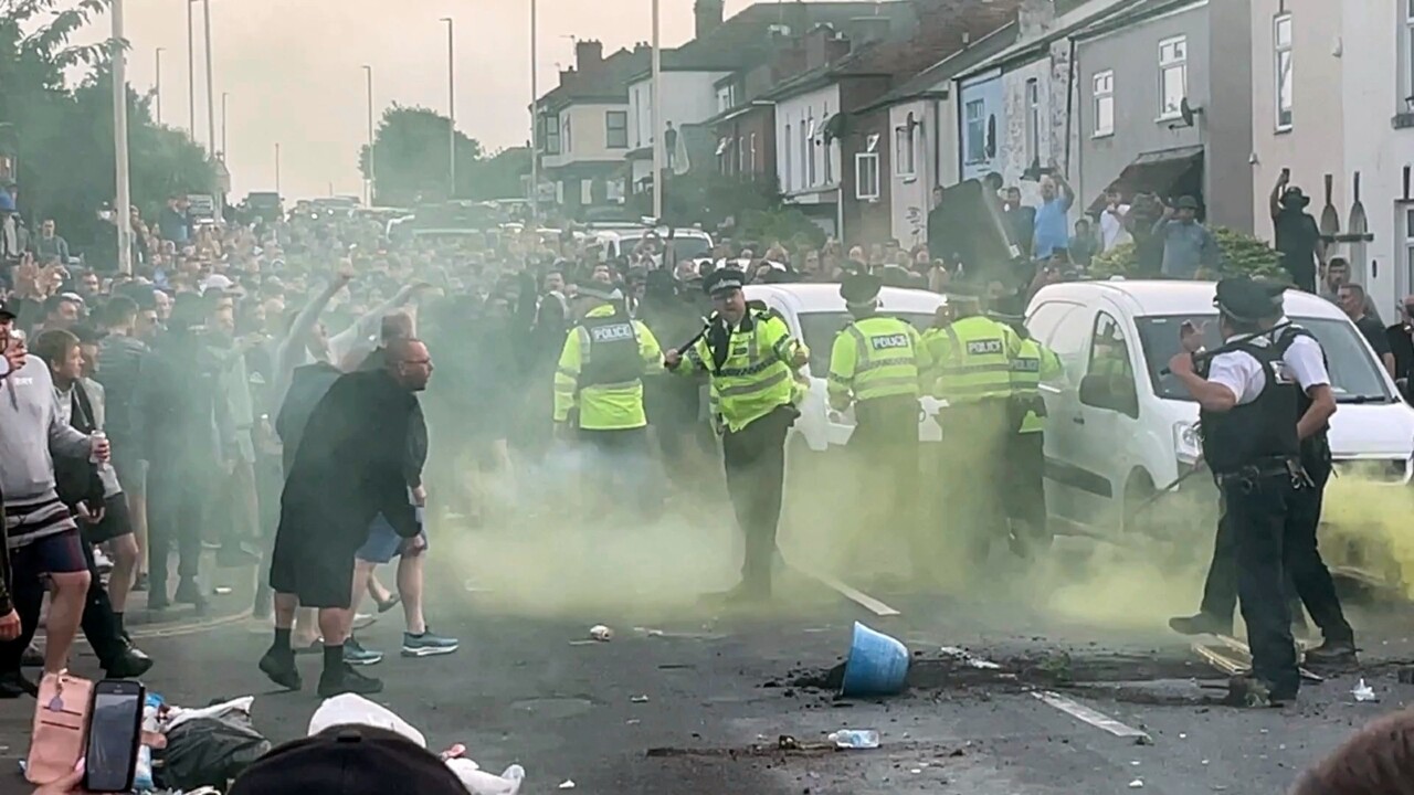 Violent riots break out following Southport stabbing | Sky News Australia