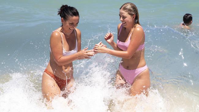 Sydneysiders cool off at Coogee Beach on Saturday. Picture: NCA NewsWire/Jenny Evans