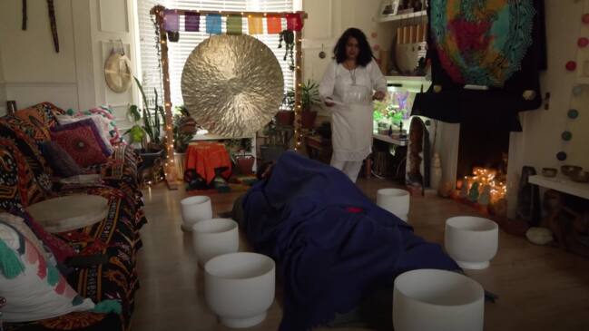 The Islington home converted into a ‘Gong Ship’ for ‘Gong Therapy’