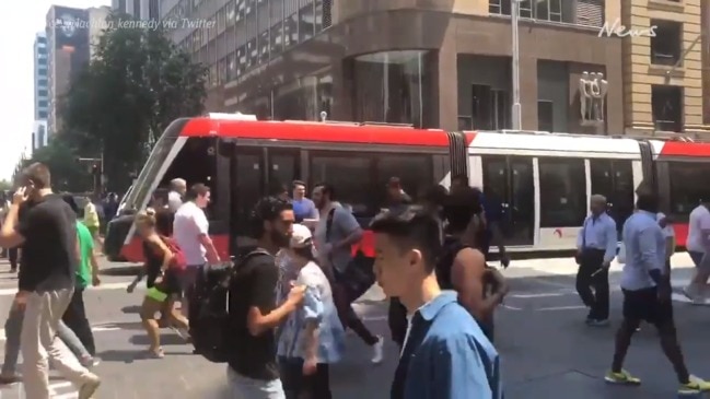 Sydney Light Rail tram breaks down in busy CBD intersection