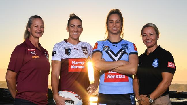 QLD: Ali Brigginshaw (captain), Tahnee Norris (coach), NSW: Kezie Apps (captain), Kylie Hilder (coach). Picture: Nathan Hopkins/NRL Photos