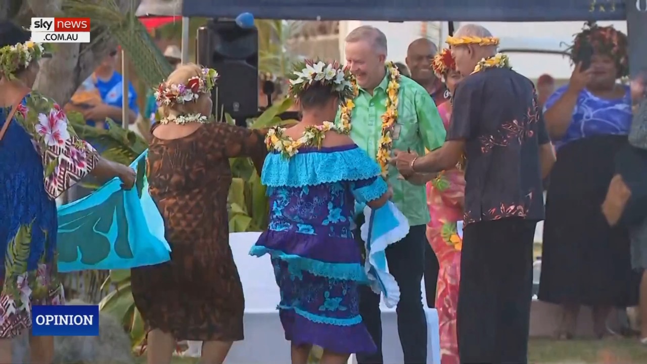Anthony Albanese's dance moves at Pacific Islands Forum mocked