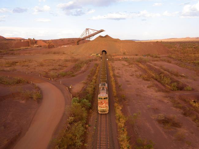 BHP iron ore train in the Pilbara, Western Australia 3. Photo credit Gerrit Nienaber.