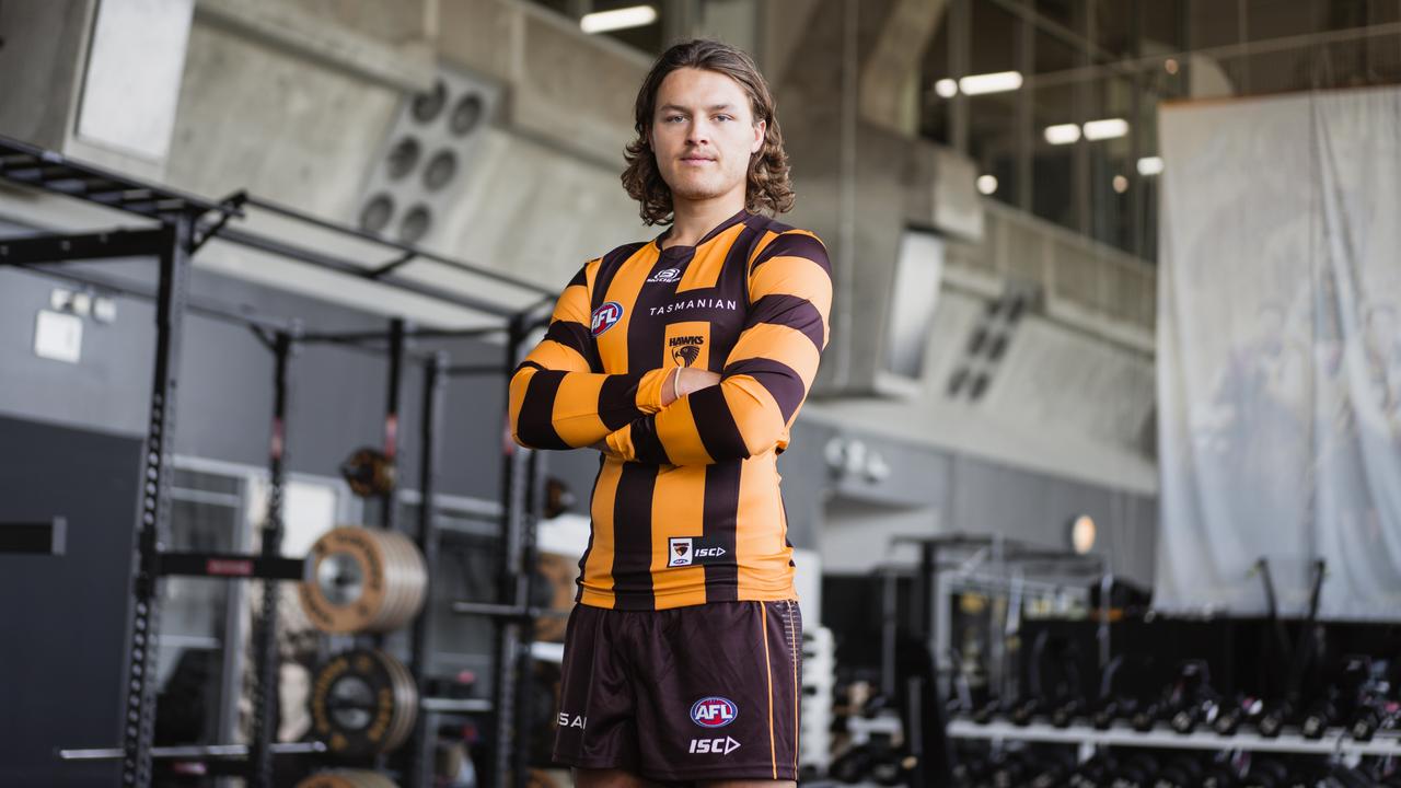 Jack Ginnivan wears the brown and gold as a player for the first time. (Image: Hawthorn FC)