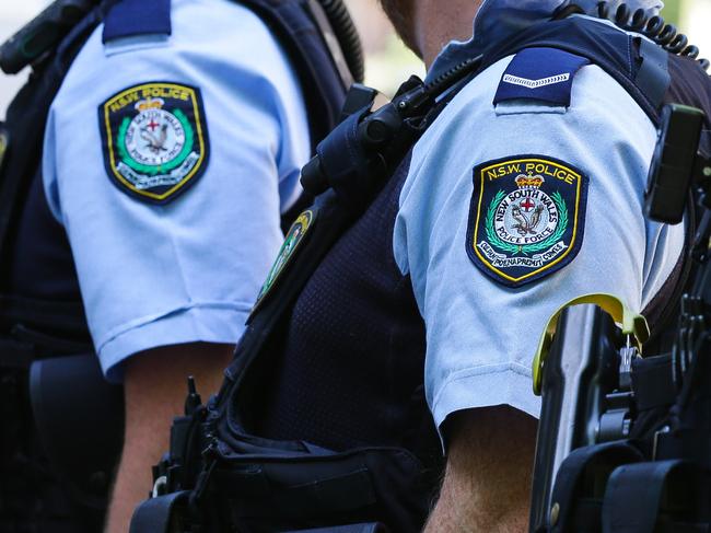 SYDNEY, AUSTRALIA - OCTOBER 05 2020:Police seen working at the Headquarters in Surry Hills, Sydney Australia, on OCTOBER 05 2020. Picture: NCA Newswire / Gaye Gerard