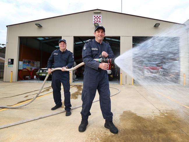 Leading Senior Constables Glenn Powell and Graham Shoobert with the Gippsland Water Police Squad will receive Victoria Police's Medal for Courage at a special ceremony. Picture: David Caird