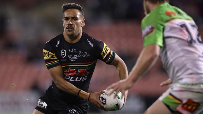 Iluka product Daine Laurie of the Panthers looks to offload the ball during the round 13 NRL match between the Penrith Panthers and the Canberra Raiders at Panthers Stadium on August 08, 2020 in Sydney, Australia. (Photo by Mark Kolbe/Getty Images)