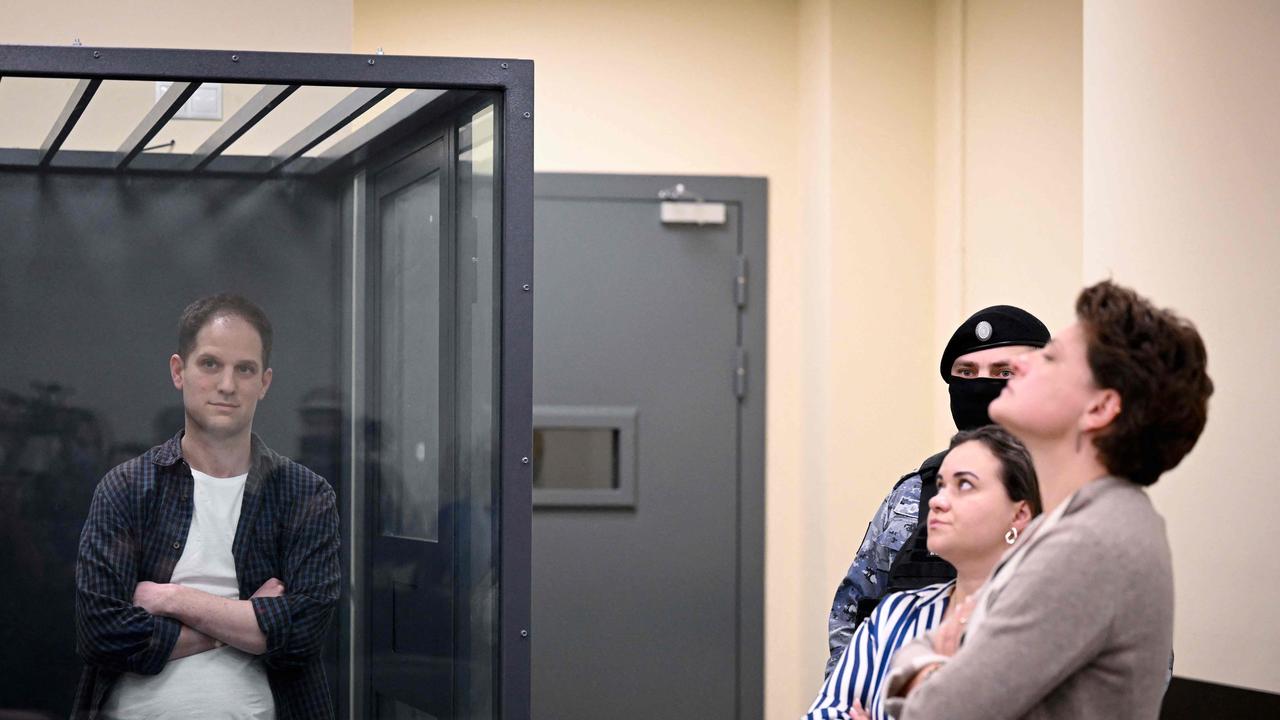 Evan Gershkovich First Photo Russian Court Rejects Wsj Reporters