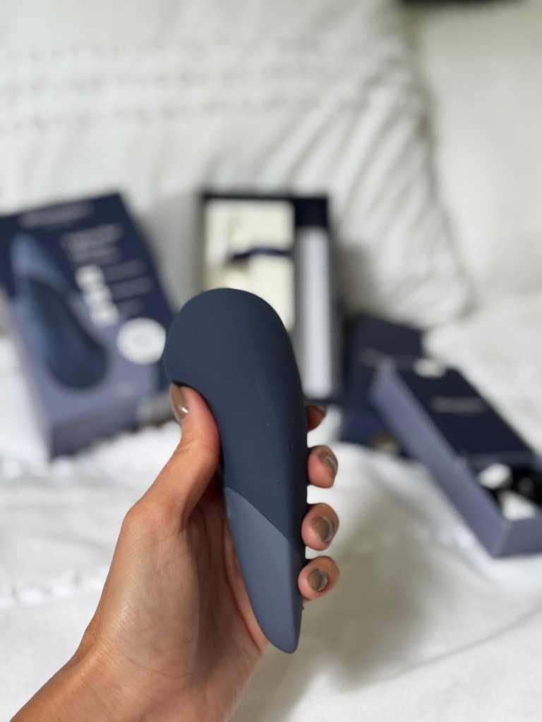 Womanizer Vibe Rechargeable Clitoral Vibrator made with high quality silky smooth silicone. Picture Supplied/Ebony Leigh