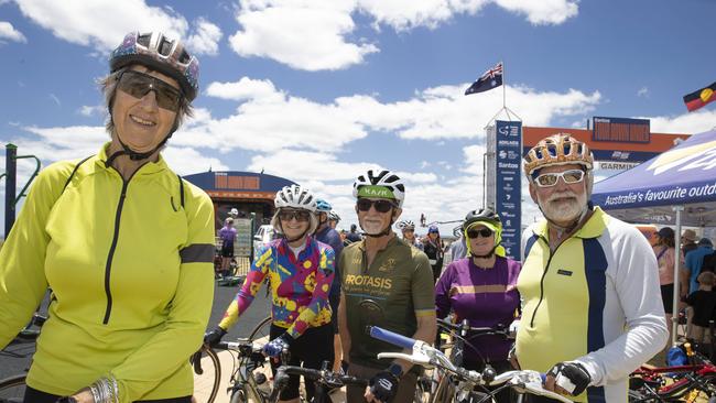 Ziptrak Women's Stage 1: Brighton to Aldinga. Picture Brett Hartwig