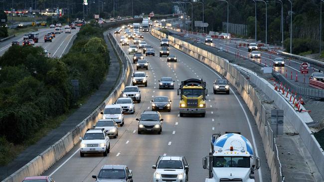 Traffic at Exit 54 along the M1 at Coomera. Photo: Jerad Williams