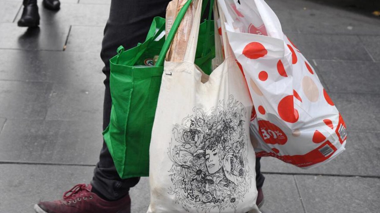 Consumers have had to think of thrifty approaches to buying their groceries. Picture: Peter RAE/AAP