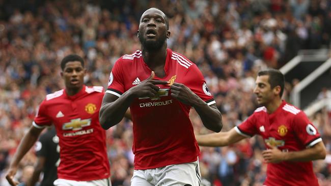 Manchester United's Romelu Lukaku celebrates scoring his side's first goal