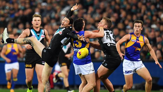 Jasper Pittard spills a mark during the elimination final loss against West Coast on Saturday. Picture: Daniel Kalisz/Getty Images