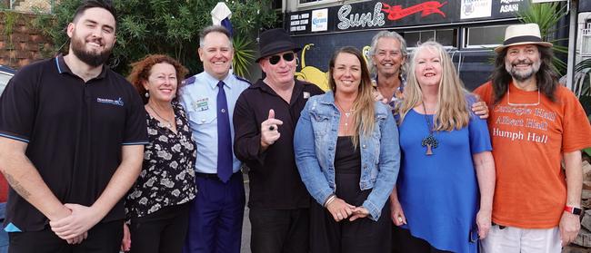 Supporters of the annual Northern Beaches Music Festival that has found a new home at Narrabeen RSL. (Left to right) Angus McKenzie (Narrabeen RSL), Rhonda Mawer (The Shack), Superintendent Dave Darcy (Northern Beaches Police), Paul Robertson (NBMF Director), Claire Mortin (Narrabeen RSL), Steve Ellis (The Manly Fig), Penny Rankin-Smith (Fairlight Folk) and Wayne Richmond (Humph Hall) outside the RSL club.