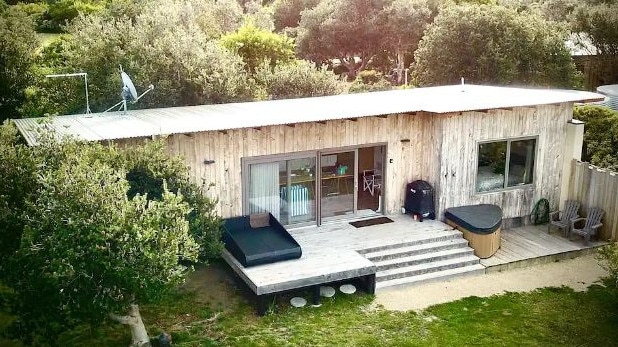 Coopers Ocean Cabin &amp; Jacuzzi at Headland Estate, Seymour. Picture: Airbnb