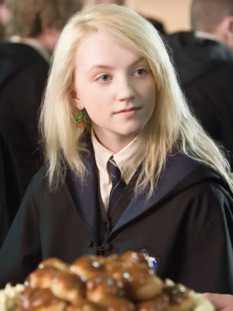 Lynch as Luna Lovegood.