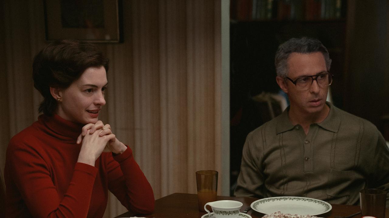 Anne Hathaway and Jeremy Strong as Paul’s parents. Picture: Anne Joyce/Focus Features