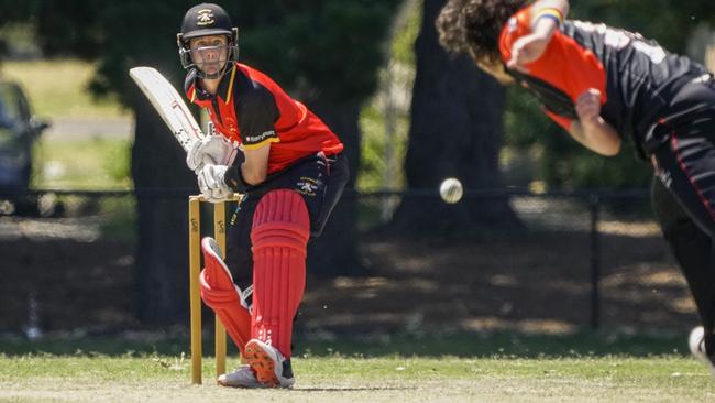 Chris Hall batting for Beaumaris. Picture: Valeriu Campan