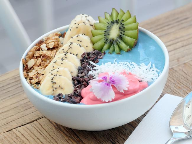 Some vegan deliciousness at the Wildernis Cafe &amp; Bar with their Mermaid Smoothie Bowl. Photo by Richard Gosling