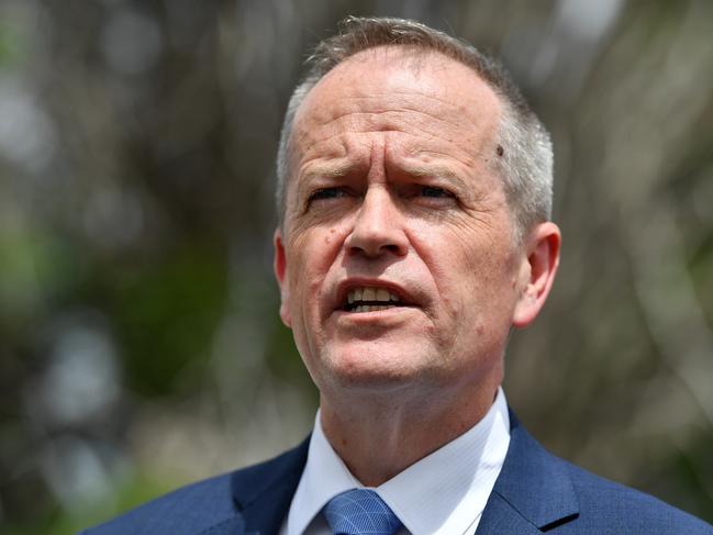 Leader of the Opposition Bill Shorten and former NSW premier and Federal Labor Candidate for Bennelong Kristina Keneally speak to the media at Ryde Hospital in Sydney, Friday, December 8, 2017.  (AAP Image/Joel Carrett) NO ARCHIVING