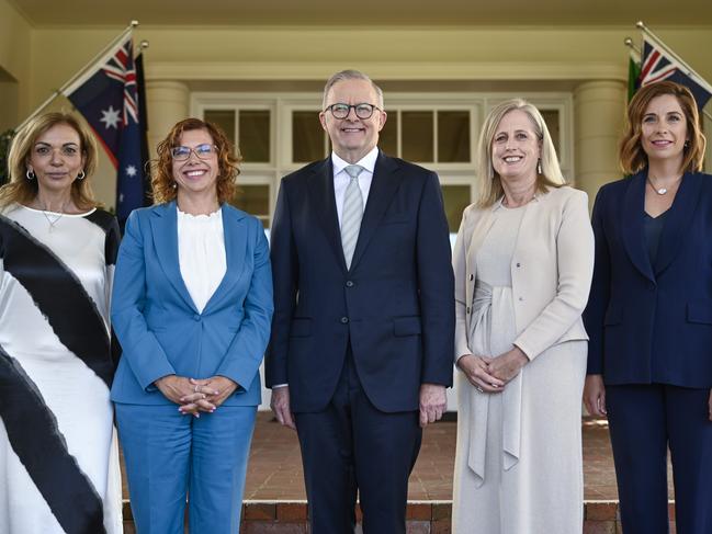 CANBERRA, AUSTRALIA  - NewsWire Photos - January 20, 2025:  Anne Aly, Amanda Rishworth, Prime Minister Anthony Albanese, Senator Katy Gallagher and Anika Wells pose for a group photo at Government House in Canberra. Picture: NewsWire / Martin Ollman