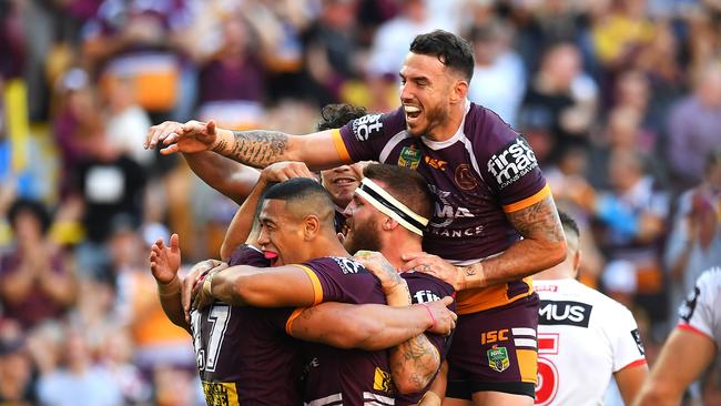 BRISBANE, AUSTRALIA - SEPTEMBER 09: David Fifita of the Broncos celebrates with teammates after scoring a goal during the NRL Elimination Final match between the Brisbane Broncos and the St George Illawarra Dragons at Suncorp Stadium on September 9, 2018 in Brisbane, Australia. (Photo by Albert Perez/Getty Images)