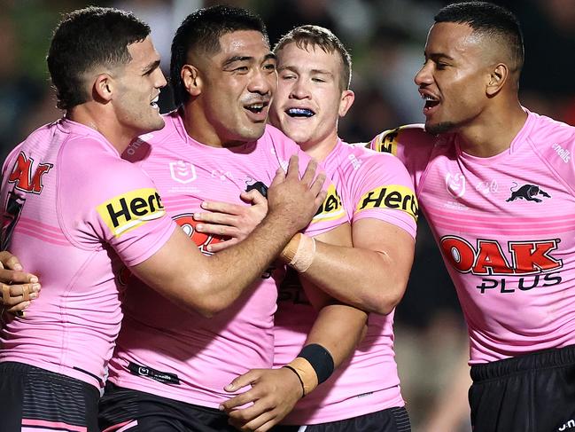 SYDNEY, AUSTRALIA - APRIL 01:  Moses Leota of the Panthers celebrates with team mates after scoring a try during the round four NRL match between the Manly Warringah Sea Eagles and the Penrith Panthers at Lottoland on April 01, 2021, in Sydney, Australia. (Photo by Cameron Spencer/Getty Images)