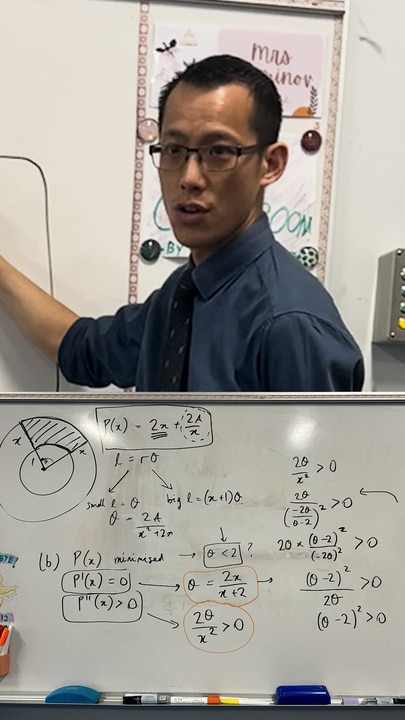 Eddie Woo solves difficult HSC Maths question