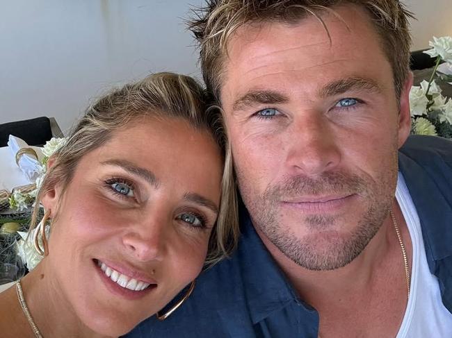 Elsa Pataky and Chris Hemsworth under firs for rodeo visit.