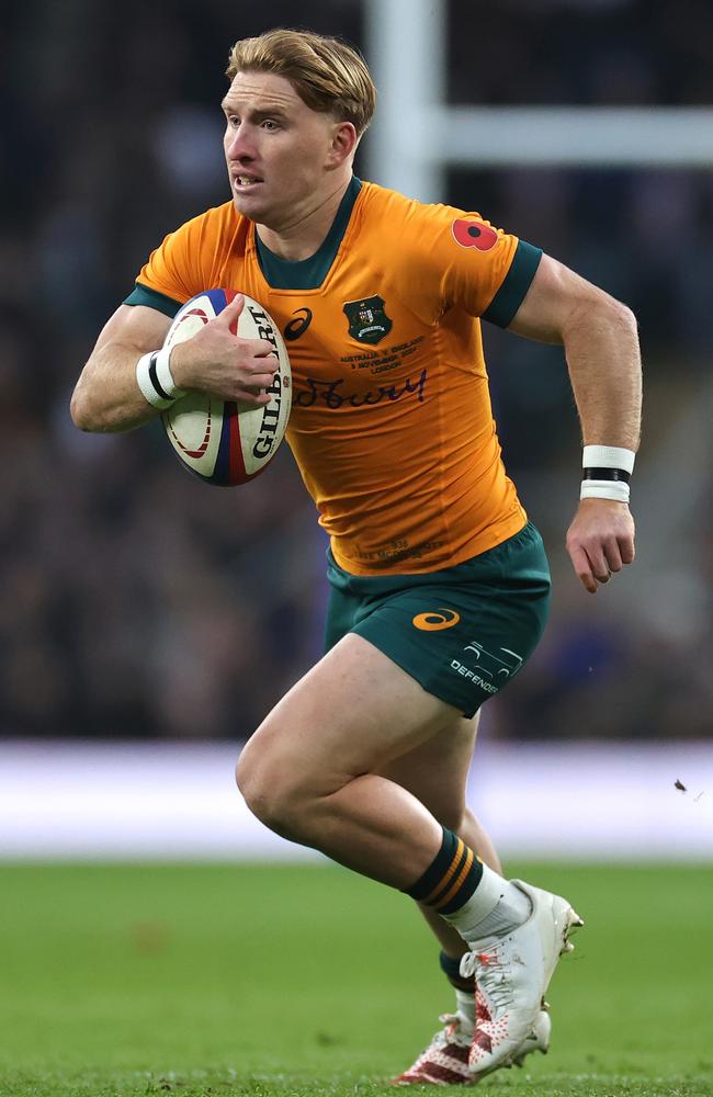 Tate McDermott runs with the ball during the Autumn Nations Series 2024 match between England and Australia in London, England. (Photo by David Rogers/Getty Images)