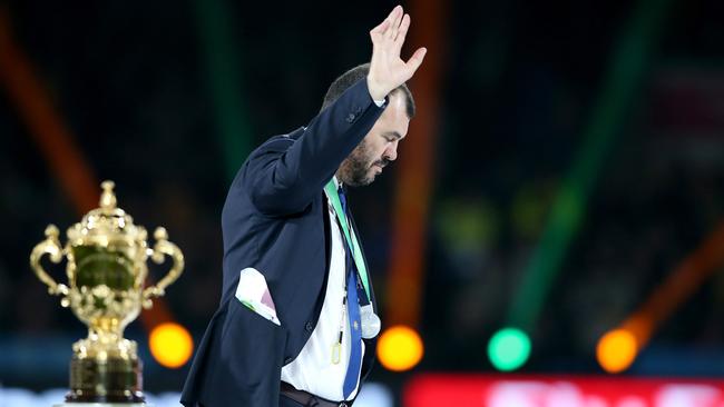 Michael Cheika waves to the crowd following defeat in the 2015 World Cup final.