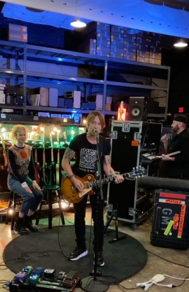 Keith Urban live streamed the gig from his Nashville warehouse with Kidman helping out on percussion and acting as roadie. Picture: Instagram