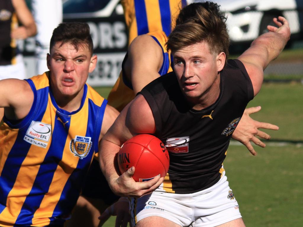 Sydney Swans have recruited dynamic Balwyn forward Charlie Haley to ...