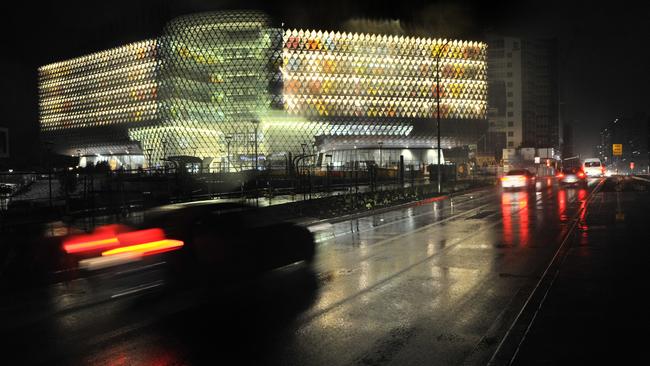 Traffic flows by the SAMHRI building, one of the few with backup power in the CBD during the September 2016 blackout. Picture: AAP / David Mariuz