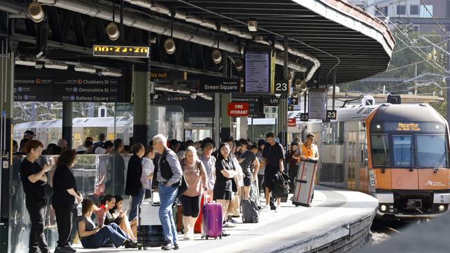 The deal could mean the end of months of commuter chaos is in sight. Picture: NewsWire / Damian Shaw