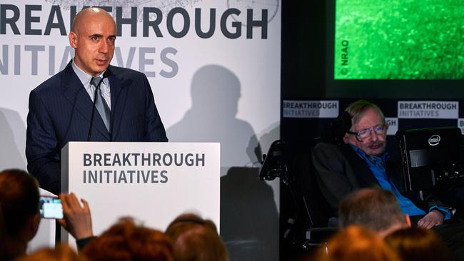 Russian entrepreneur Yuri Milner and British scientist Stephen Hawking announce the launch of Breakthrough Initiative, a new project to attempt to detect life in the Cosmos. Picture: AFP