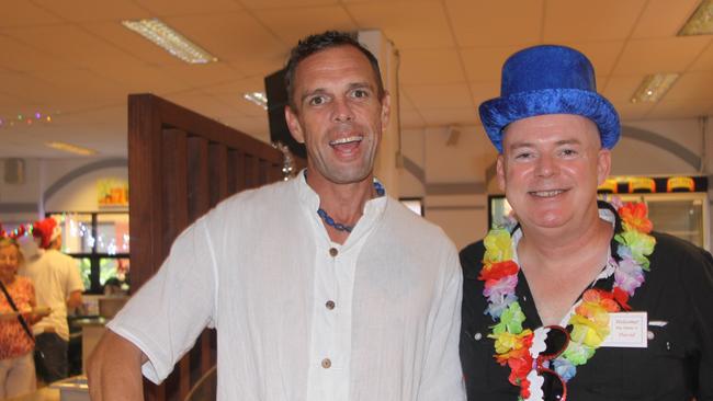 At the 2022 Cairns Community Christmas Lunch musician Johnny Roscoe and organiser David Lennie. Picture: Alison Paterson