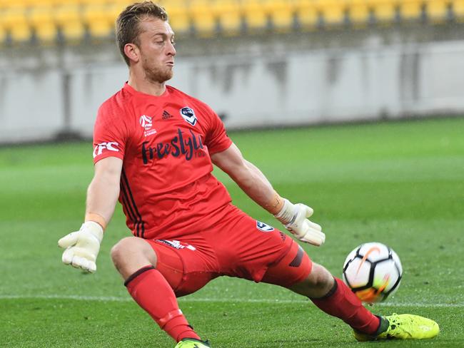 Victory goalkeeper Lawrence Thomas is ‘back in the mix’ to play against Sydney.