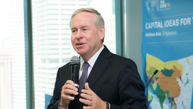 Joining the fray ... West Australian Premier Colin Barnett has also offered Abbott and Costello some free advice.